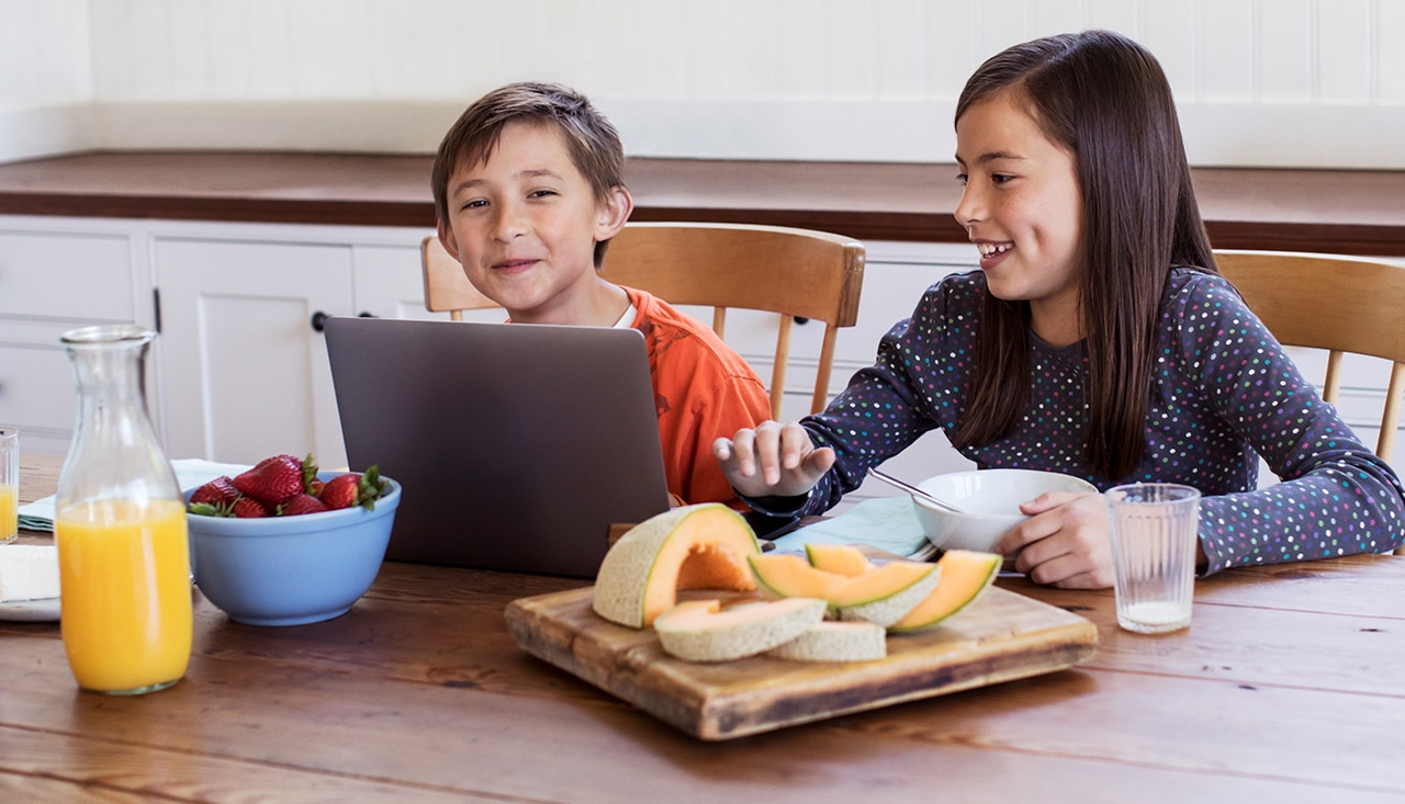 Kids using a laptop