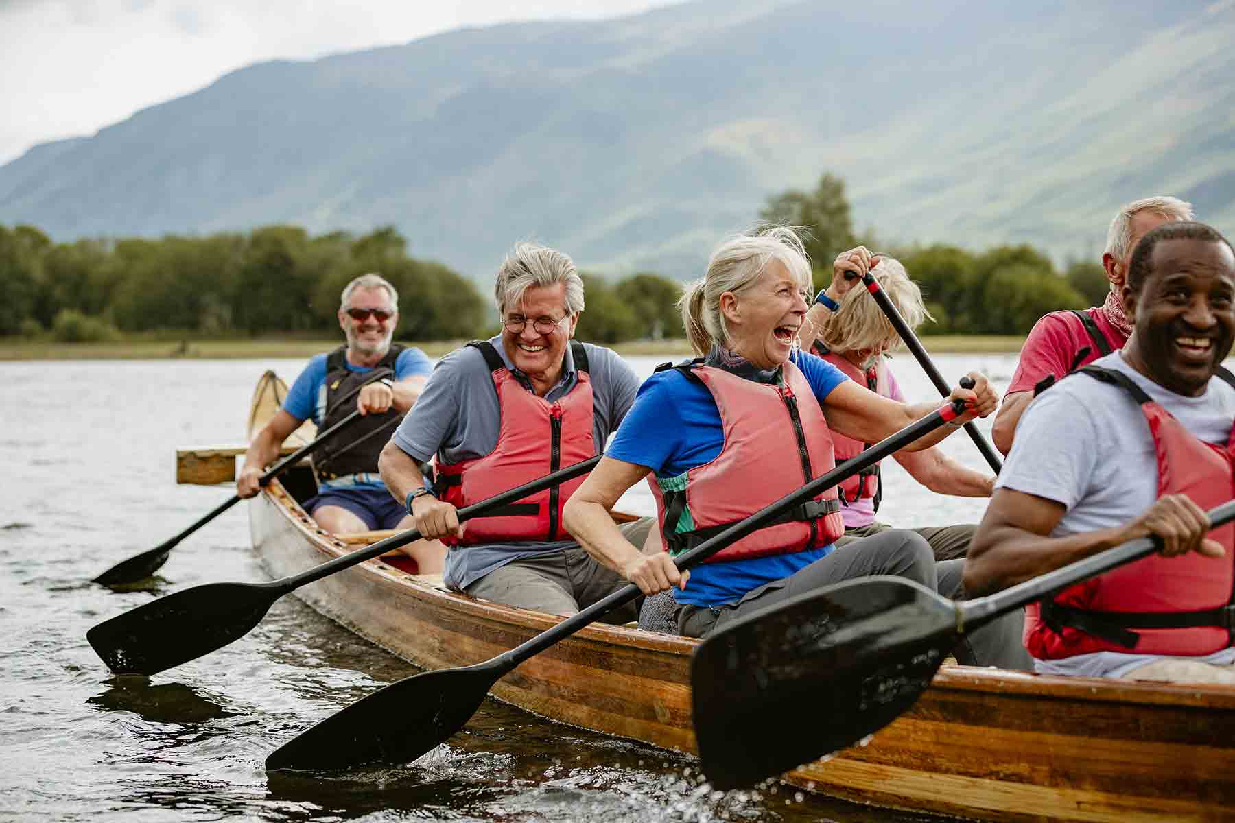 People on a canoe